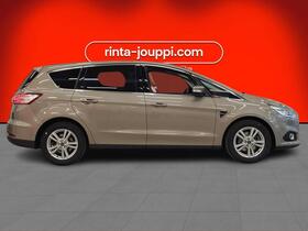 Ford S-MAX vaihtoauto