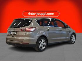 Ford S-MAX vaihtoauto