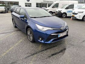 Toyota Avensis vaihtoauto