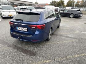 Toyota Avensis vaihtoauto