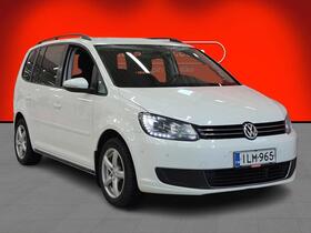 Volkswagen Touran vaihtoauto