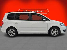 Volkswagen Touran vaihtoauto