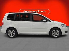 Volkswagen Touran vaihtoauto