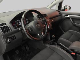 Volkswagen Touran vaihtoauto