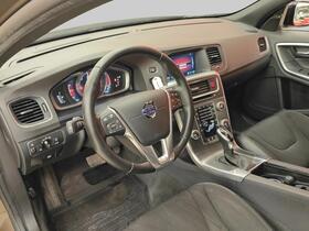 Volvo V60 Cross Country vaihtoauto