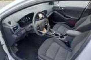 Hyundai IONIQ plug-in vaihtoauto