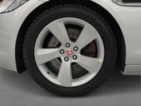 Jaguar XF vaihtoauto