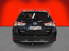 Toyota Auris vaihtoauto