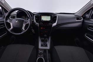 Mitsubishi L200 vaihtoauto