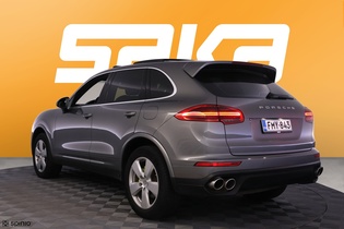 Porsche Cayenne vaihtoauto