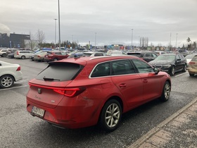 SEAT Leon Sportstourer vaihtoauto