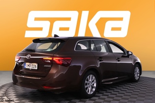 Toyota Avensis vaihtoauto