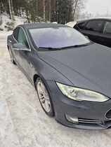 Tesla Model S vaihtoauto