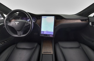 Tesla Model S vaihtoauto