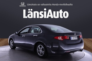 Honda Accord vaihtoauto