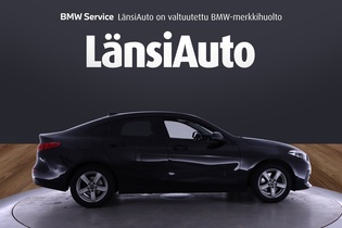 BMW 218 vaihtoauto
