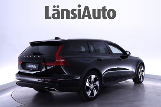 Volvo V60 Cross Country vaihtoauto