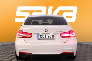 BMW 330 vaihtoauto