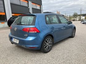 Volkswagen Golf vaihtoauto