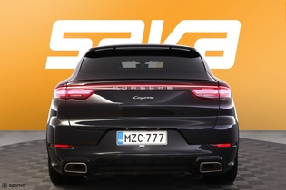 Porsche Cayenne vaihtoauto