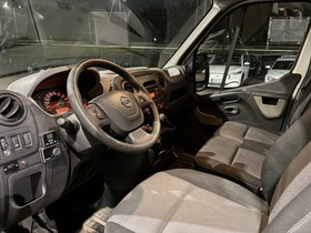 Nissan NV400 vaihtoauto