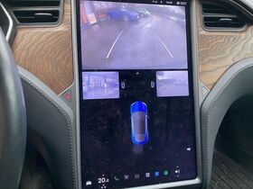 Tesla Model S vaihtoauto