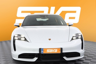 Porsche Taycan vaihtoauto
