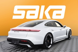 Porsche Taycan vaihtoauto