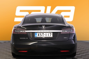 Tesla Model S vaihtoauto