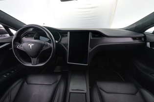 Tesla Model S vaihtoauto