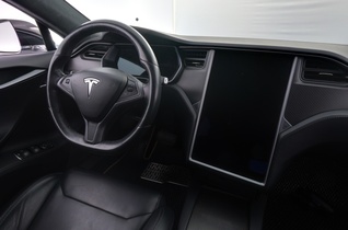 Tesla Model S vaihtoauto