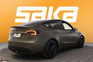 Tesla Model Y vaihtoauto