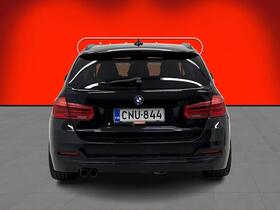 BMW 320 vaihtoauto