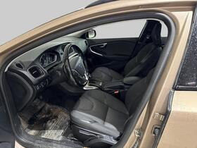 Volvo V40 Cross Country vaihtoauto