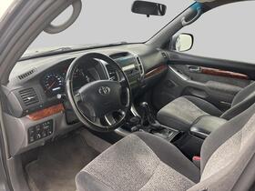 Toyota Land Cruiser vaihtoauto