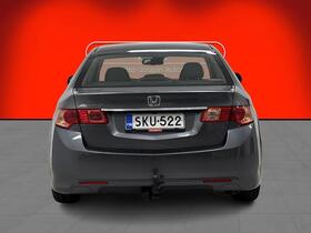 Honda Accord vaihtoauto