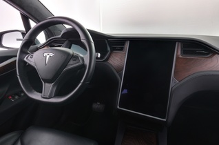 Tesla Model X vaihtoauto