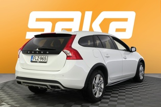 Volvo V60 Cross Country vaihtoauto