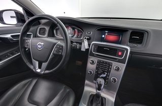 Volvo V60 Cross Country vaihtoauto