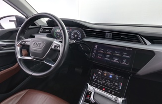 Audi e-tron vaihtoauto