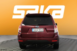 Subaru Forester vaihtoauto