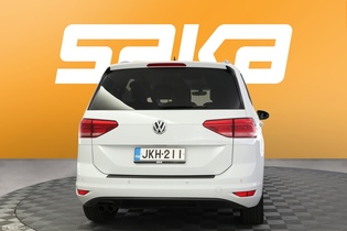 Volkswagen Touran vaihtoauto