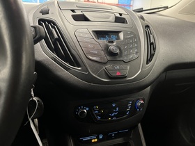 Ford Transit Courier vaihtoauto