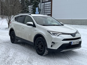 Toyota RAV4 vaihtoauto