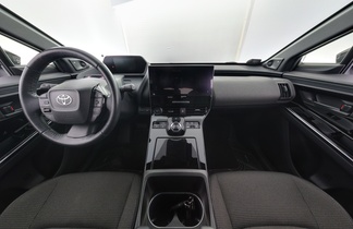 Toyota bZ4X vaihtoauto