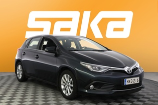 Toyota Auris vaihtoauto