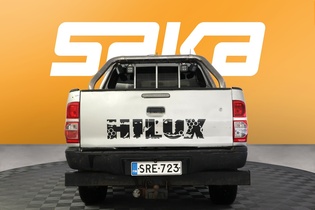 Toyota Hilux vaihtoauto