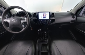 Toyota Hilux vaihtoauto