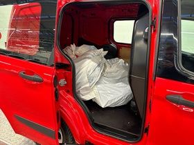 Ford Transit Courier vaihtoauto