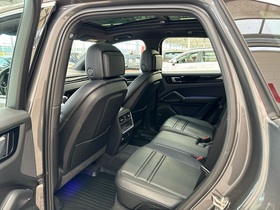 Porsche Cayenne vaihtoauto